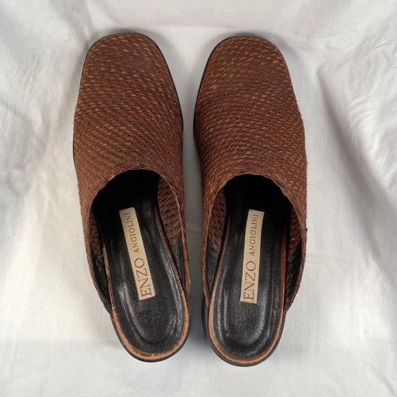 Enzo Woven Brown Leather Mules - Picture 6 of 7